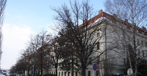 Корпус агрономического факультета и ректорат Университета Менделя