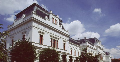 Главное здание Академии изобразительных искусств в Праге