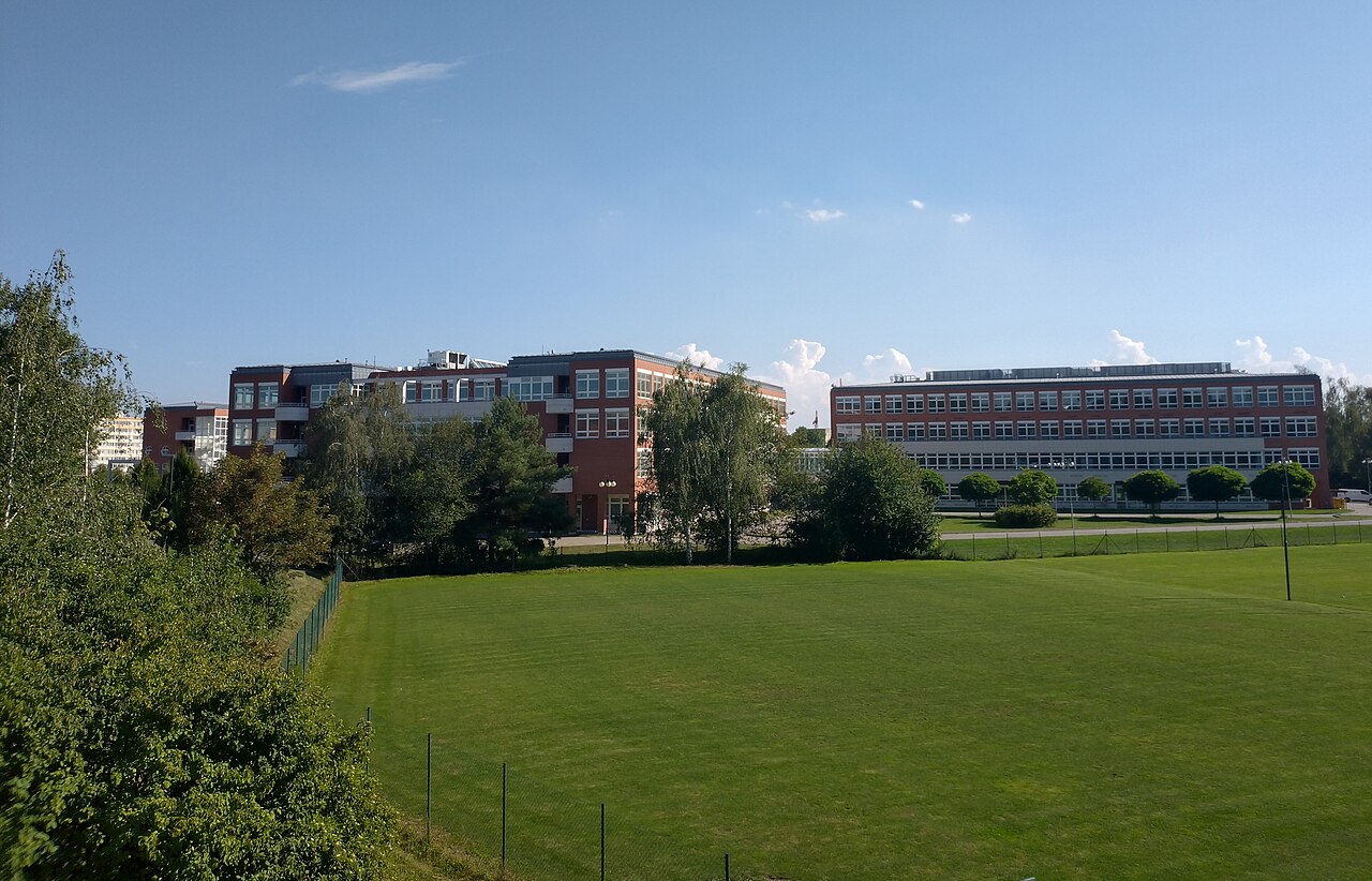 Кампус UHK «На Соутоку»