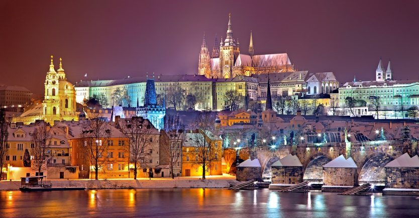 Вечерняя зимняя Прага